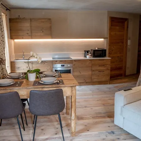 Residenza Dell'aquila - アパート Vezza dʼOglio