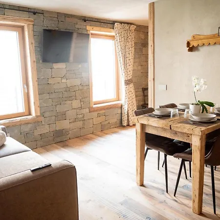 Residenza Dell'aquila - * Vezza dʼOglio